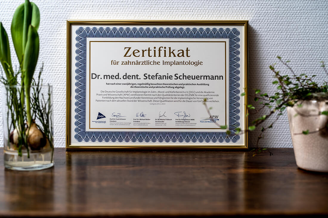 Zahnarzt Hüttlingen – Dr. Scheuermann – Zertifikat Implantologie Zahnarzt Hüttlingen - Dr. Scheuermann - Zertifikat Implantologie